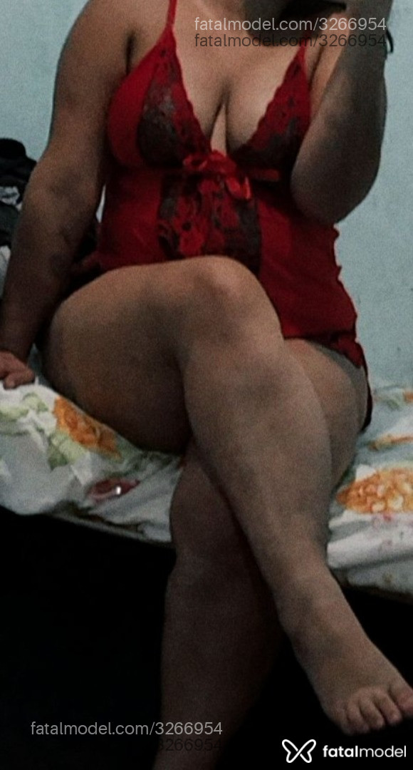 Acompanhante mulher morena (o) de olhos castanhos - Amanda