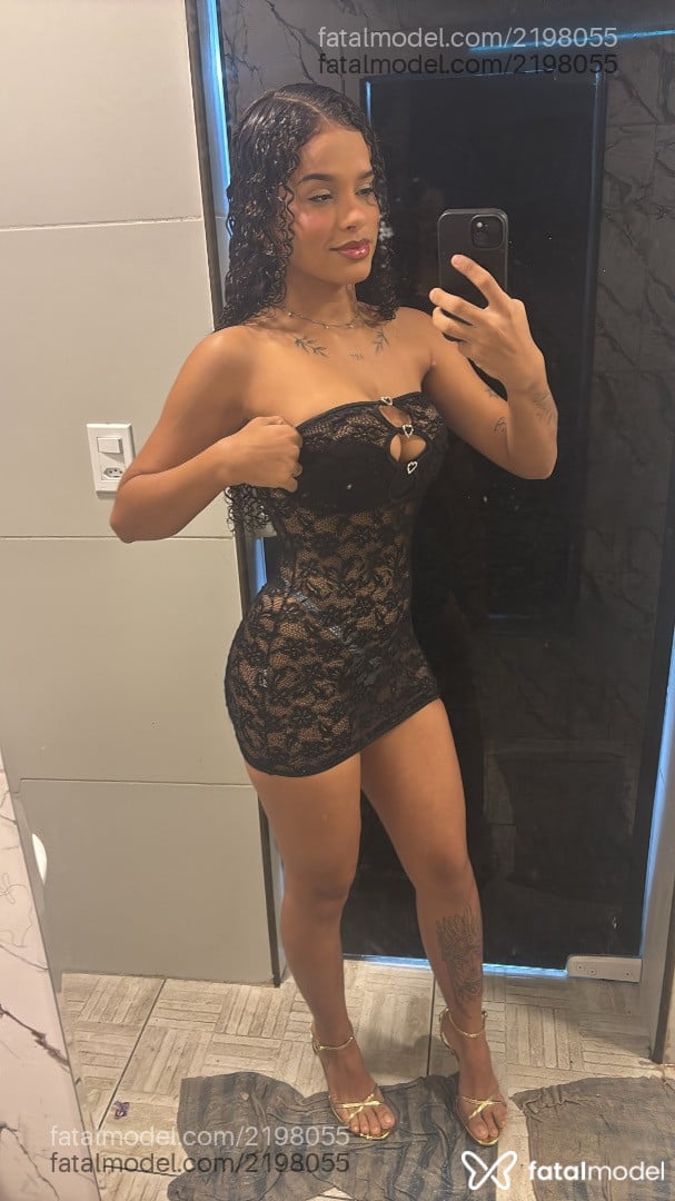 Acompanhante mulher morena (o) de olhos castanhos em Virtual - Luna