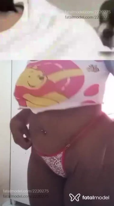Acompanhante mulher com cabelo castanho de olhos pretos em Uberlândia - Larissa Vict