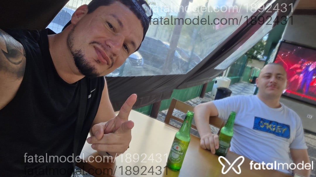 Acompanhante homem com cabelo castanho de olhos castanhos em São Paulo - Steven