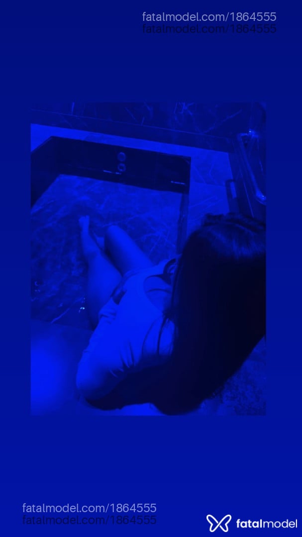 Acompanhante mulher morena (o) de olhos castanhos em Bagé Acompanhante mulher morena (o) de olhos castanhos em Bagé - Júlia