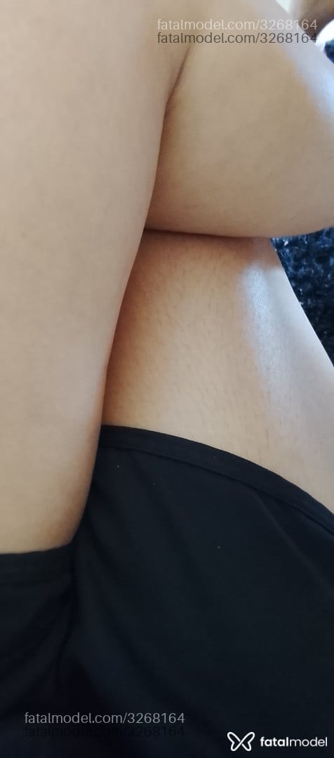 Acompanhante mulher morena (o) de olhos castanhos em Virtual - Taynaragyn