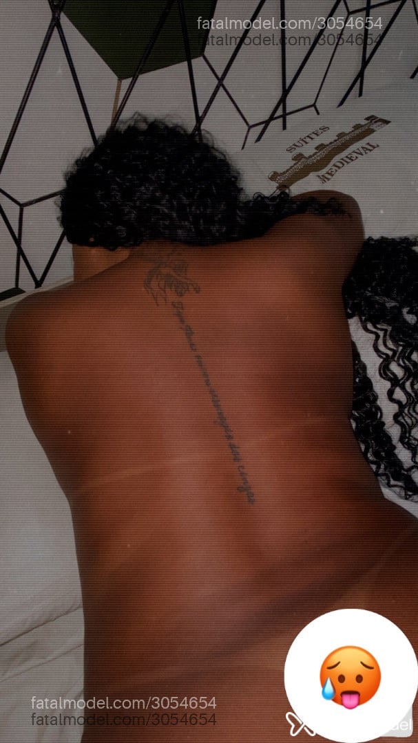 Acompanhante mulher com cabelo castanho de olhos pretos em Rio de Janeiro - Maya