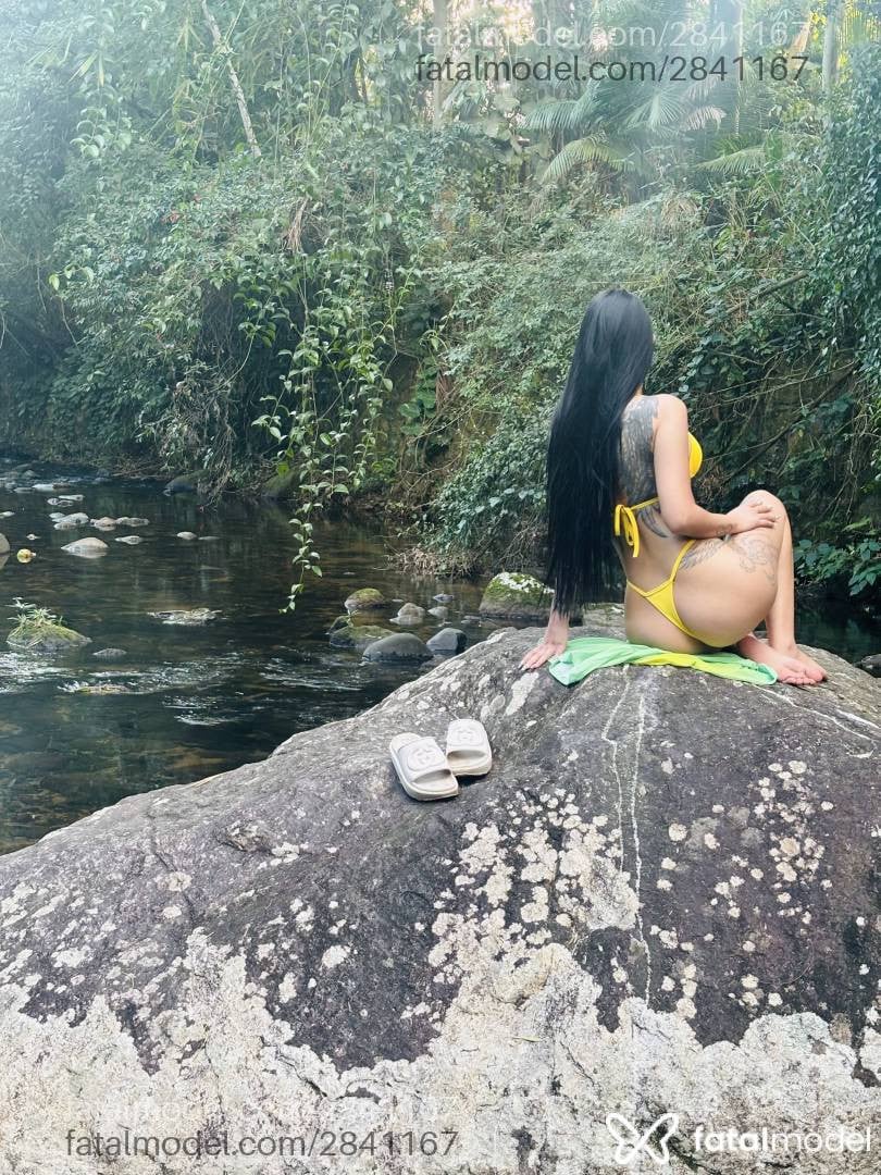 Acompanhante mulher morena (o) de olhos castanhos - Alana