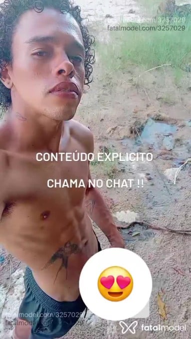 Acompanhante homem com cabelo castanho de olhos pretos em Linhares - Waschington