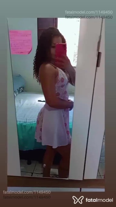 Acompanhante mulher com cabelo castanho de olhos castanhos em Uberaba - Rebeccasapecca