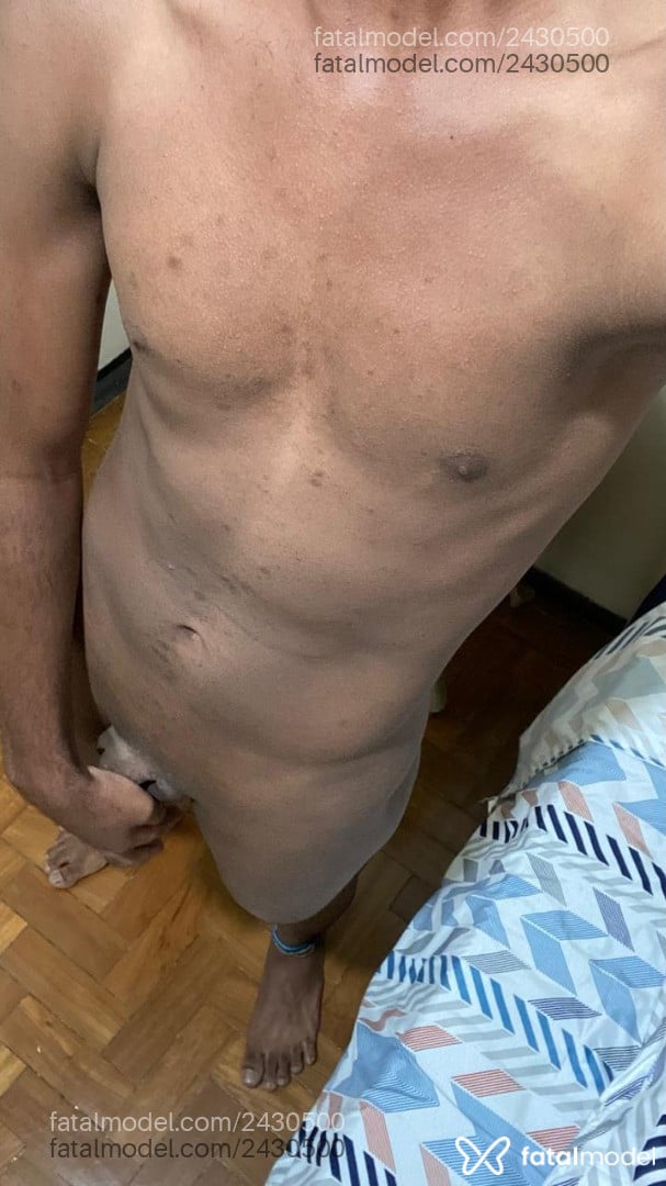 Acompanhante homem morena (o) de olhos castanhos em São Paulo Acompanhante homem morena (o) de olhos castanhos em São Paulo - Novinblack
