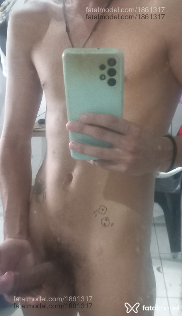 Acompanhante homem com cabelo castanho de olhos mel em Sobral - Oliver