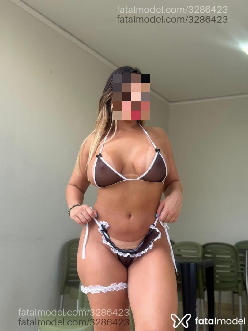 Acompanhante mulher loira (o) de olhos castanhos - Camila Ferrari Acompanhante mulher loira (o) de olhos castanhos - Camila Ferrari