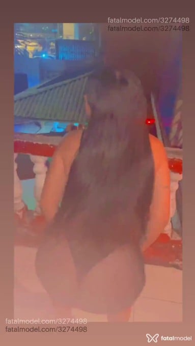 Acompanhante mulher morena (o) de olhos castanhos em Seara Acompanhante mulher morena (o) de olhos castanhos em Seara - Paola