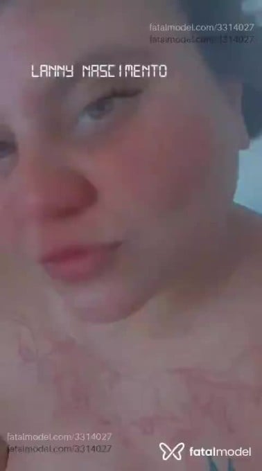 Acompanhante mulher com cabelo castanho de olhos castanhos em Virtual - Cristal Souza