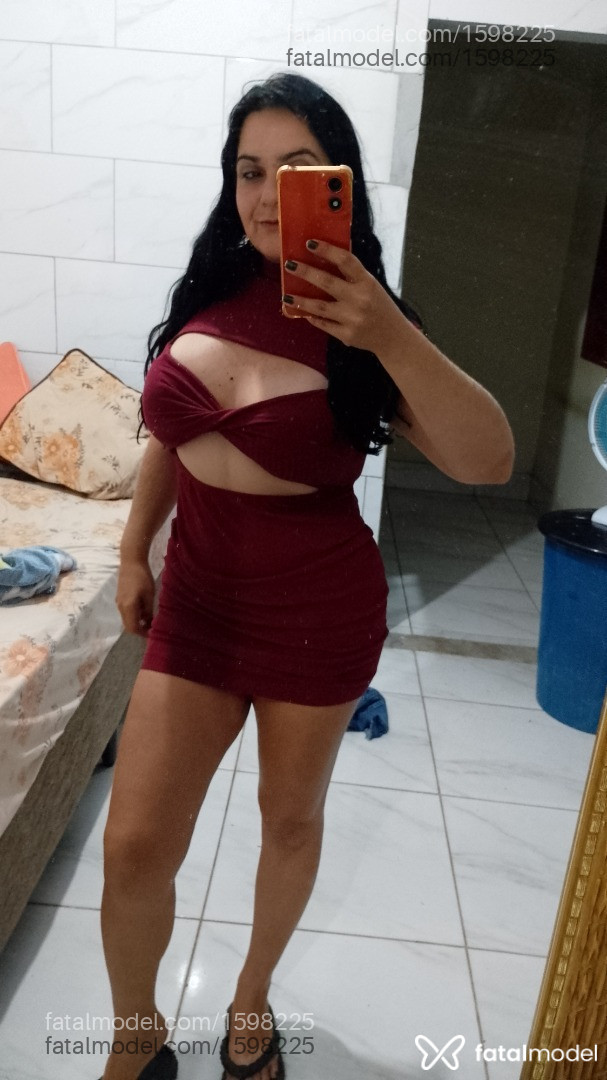 Acompanhante mulher morena (o) de olhos castanhos em Senador Canedo - Carla