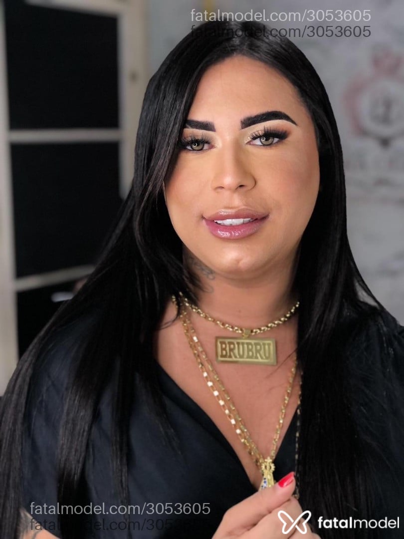 Acompanhante mulher trans morena (o) de olhos pretos em Cuiabá - Yasmin Lovatelli