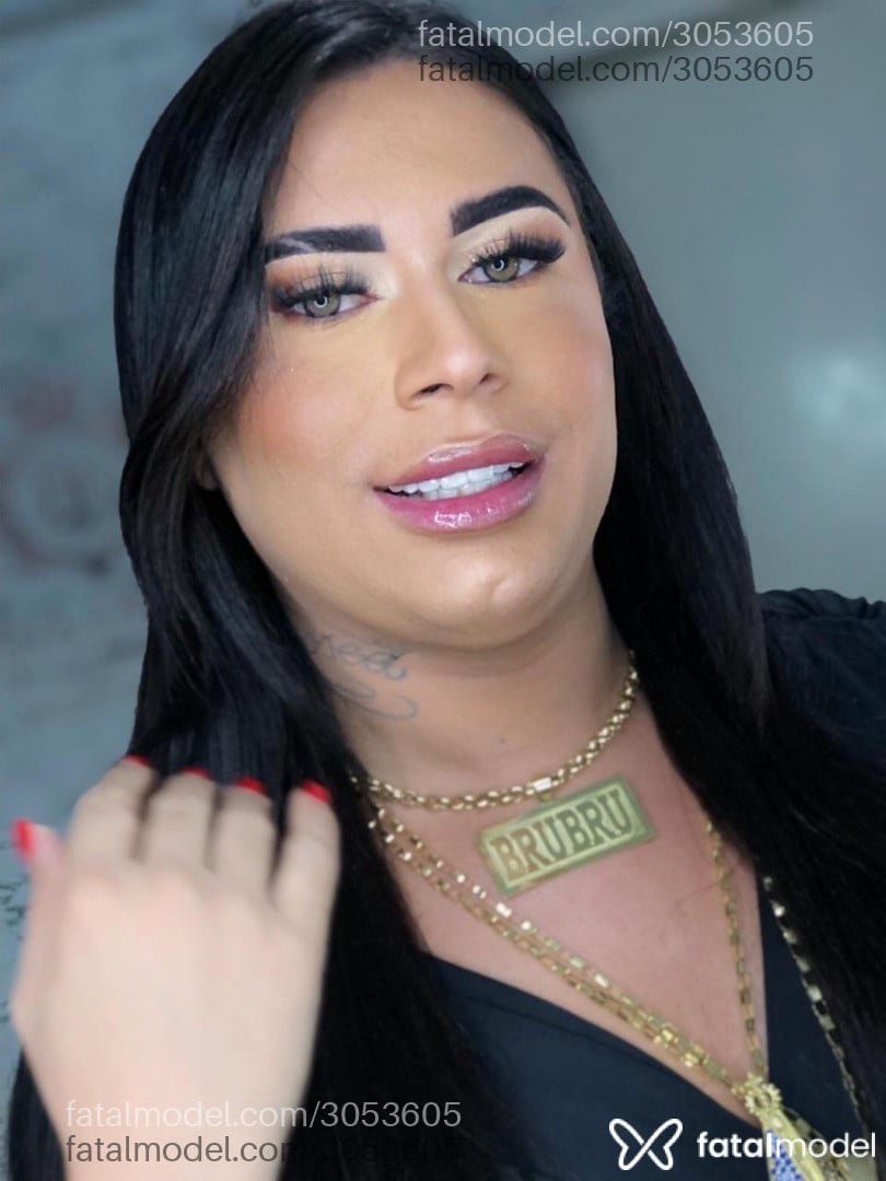 Acompanhante mulher trans morena (o) de olhos pretos em Cuiabá - Yasmin Lovatelli