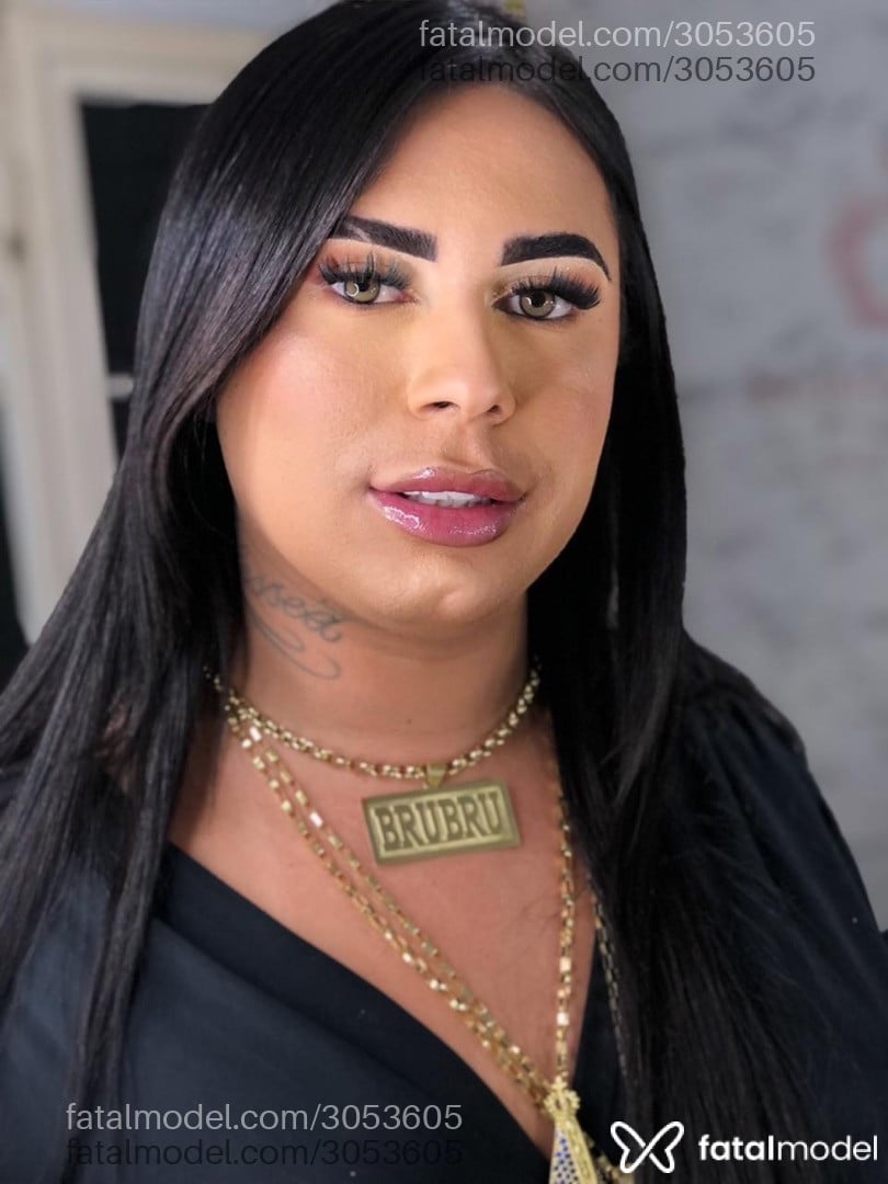 Acompanhante mulher trans morena (o) de olhos pretos em Cuiabá - Yasmin Lovatelli