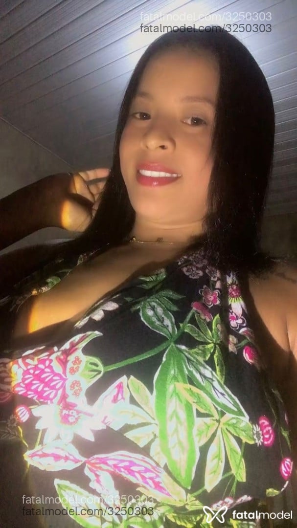 Acompanhante mulher morena (o) de olhos castanhos em Itaituba - Larah