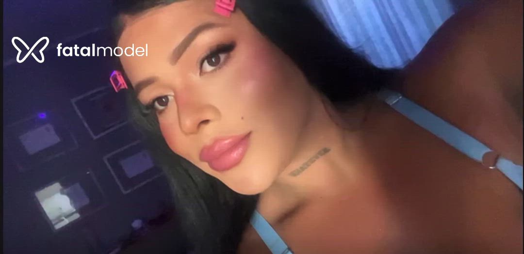 Acompanhante mulher trans loira (o) de olhos castanhos em Capão da Canoa Acompanhante mulher trans loira (o) de olhos castanhos em Capão da Canoa - Babi Corza