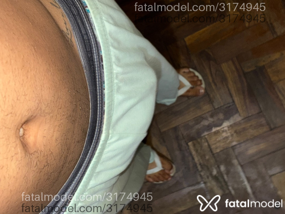 Acompanhante homem com cabelo castanho de olhos pretos - Lucasx Acompanhante homem com cabelo castanho de olhos pretos - Lucasx
