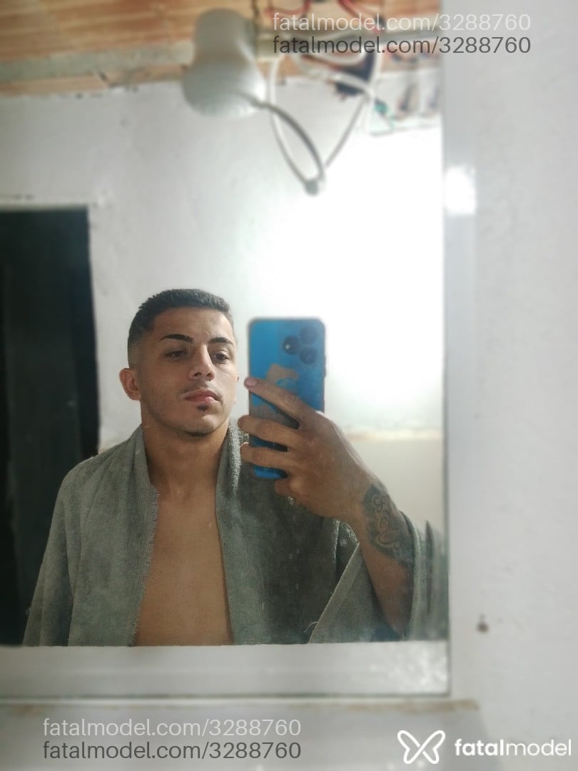 Acompanhante homem loira (o) de olhos pretos em Belo Horizonte - Jovenir