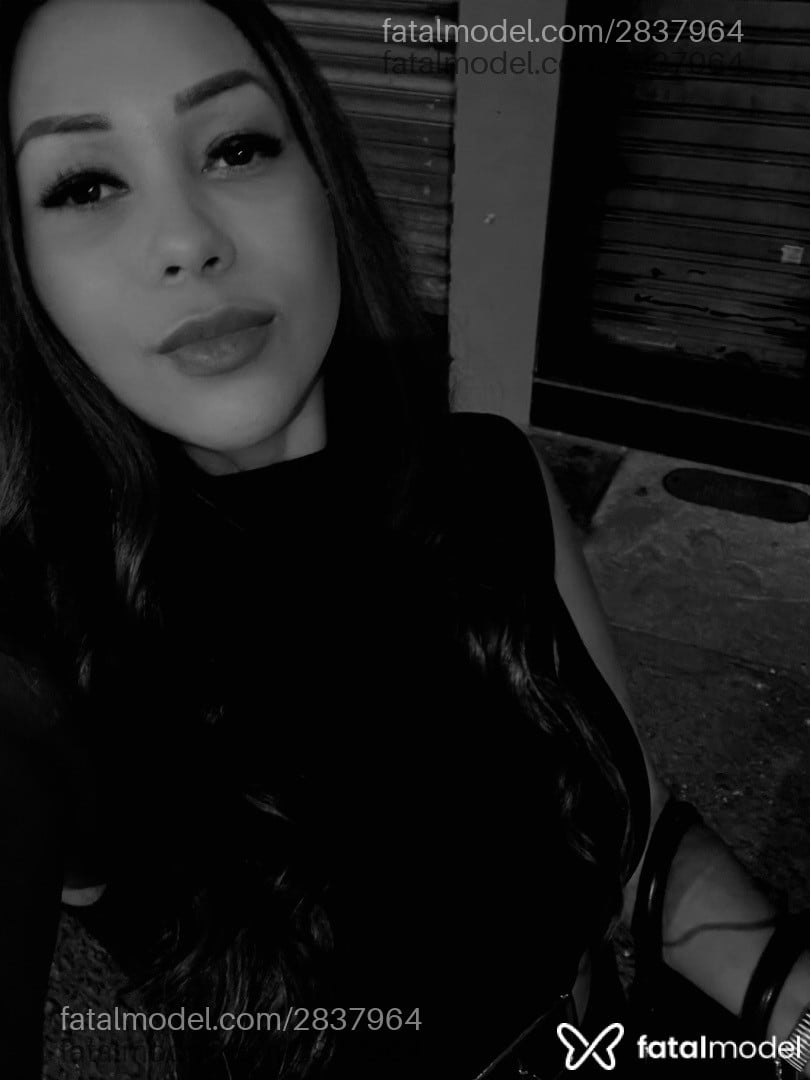 Acompanhante mulher morena (o) de olhos mel em São Paulo - Luna Verone