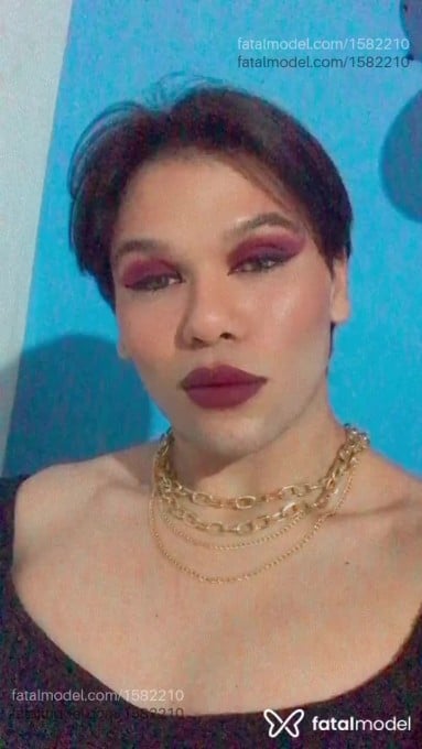 Acompanhante homem com cabelo castanho de olhos castanhos em Alvorada - Babygirlll