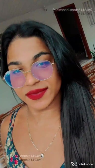 Acompanhante mulher trans morena (o) de olhos castanhos em Juara Acompanhante mulher trans morena (o) de olhos castanhos em Juara - Luaratrans