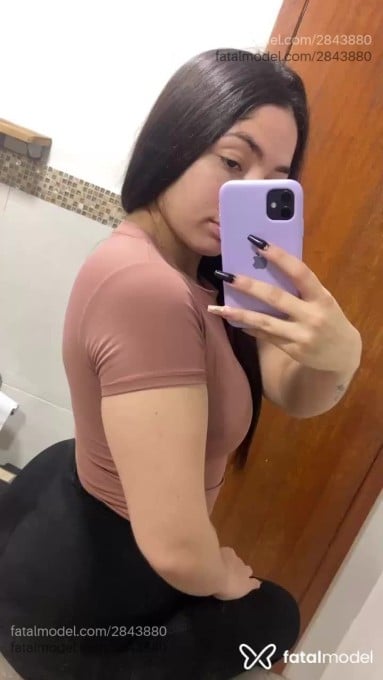 Acompanhante mulher morena (o) de olhos pretos em Bagé Acompanhante mulher morena (o) de olhos pretos em Bagé - Pietra