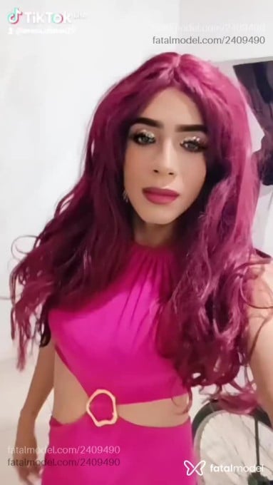Acompanhante mulher trans ruiva (o) de olhos castanhos - Lovelly Acompanhante mulher trans ruiva (o) de olhos castanhos - Lovelly
