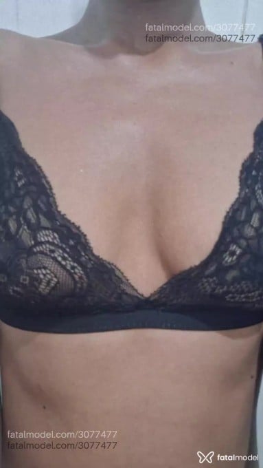 Acompanhante mulher morena (o) de olhos pretos em Saquarema - Hellen Vicentyne