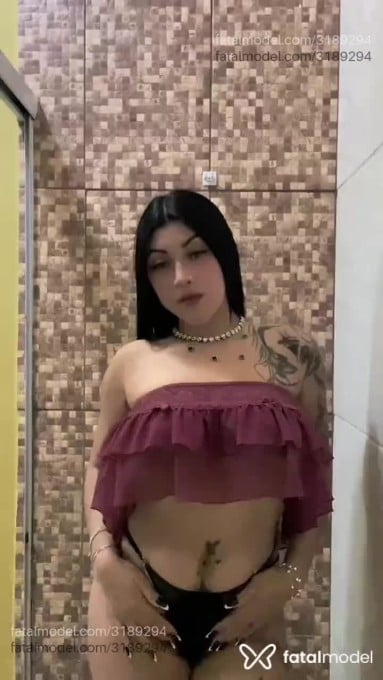 Acompanhante mulher morena (o) de olhos castanhos em Ibiúna - Scarlat