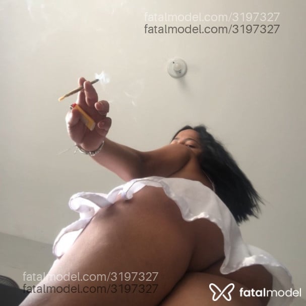Acompanhante mulher morena (o) de olhos castanhos em Virtual - Casadainfiel