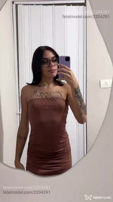 Acompanhante mulher trans morena (o) de olhos castanhos em Sumaré - Brenda