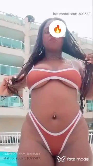 Acompanhante mulher morena (o) de olhos pretos em Bauru - Soll