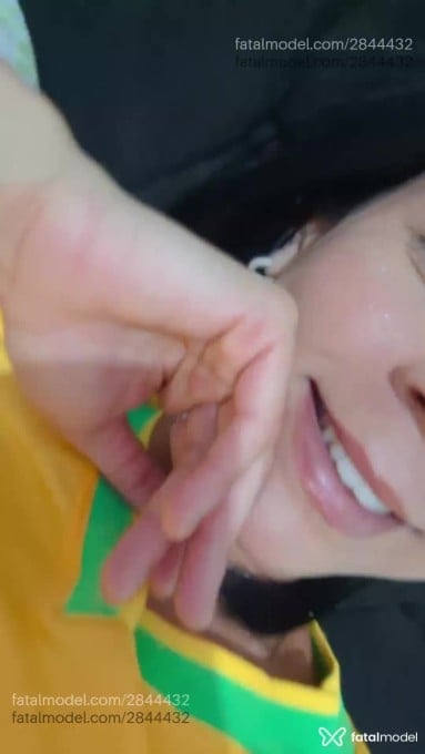 Acompanhante mulher morena (o) de olhos castanhos - Megan Maria