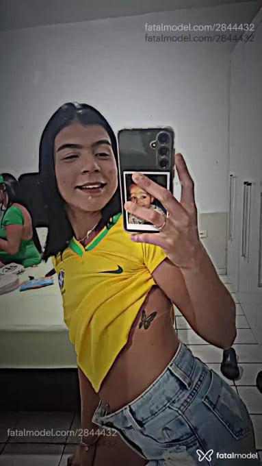 Acompanhante mulher morena (o) de olhos castanhos - Megan Maria