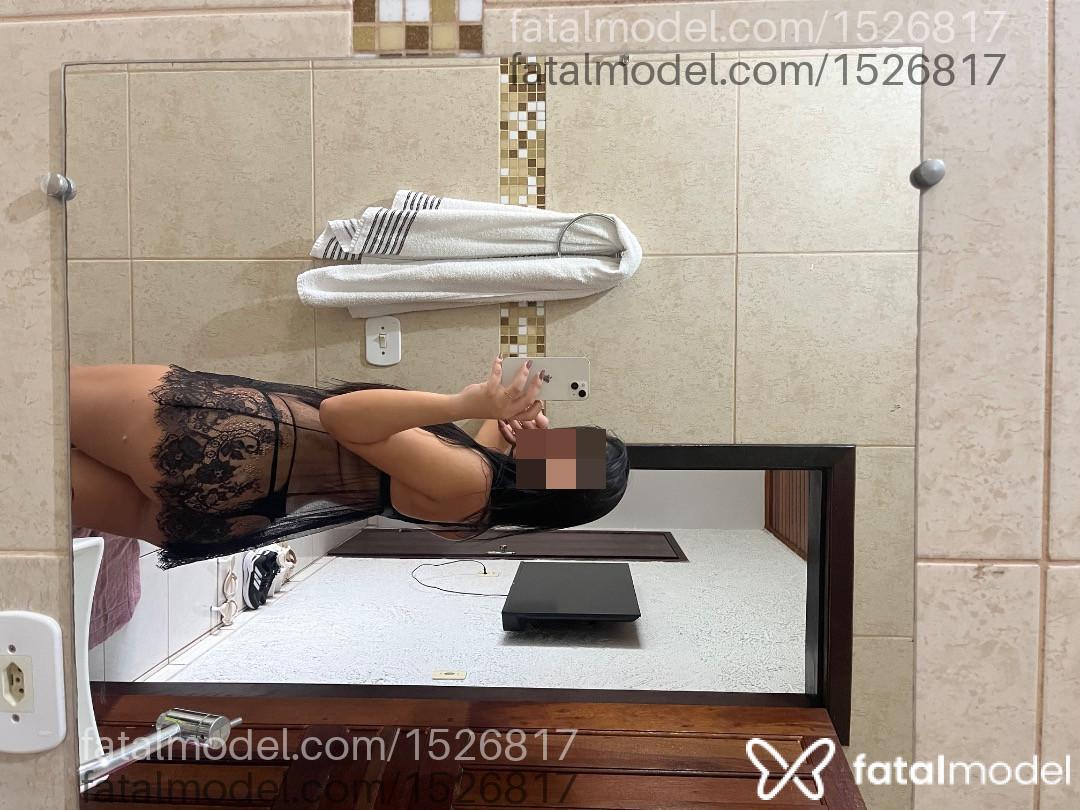 Acompanhante mulher morena (o) de olhos castanhos - Fernanda Alencar Acompanhante mulher morena (o) de olhos castanhos - Fernanda Alencar