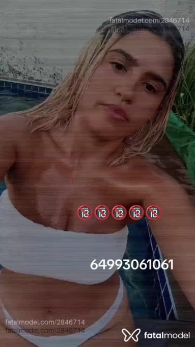 Acompanhante mulher loira (o) de olhos castanhos em Virtual - Rayyy