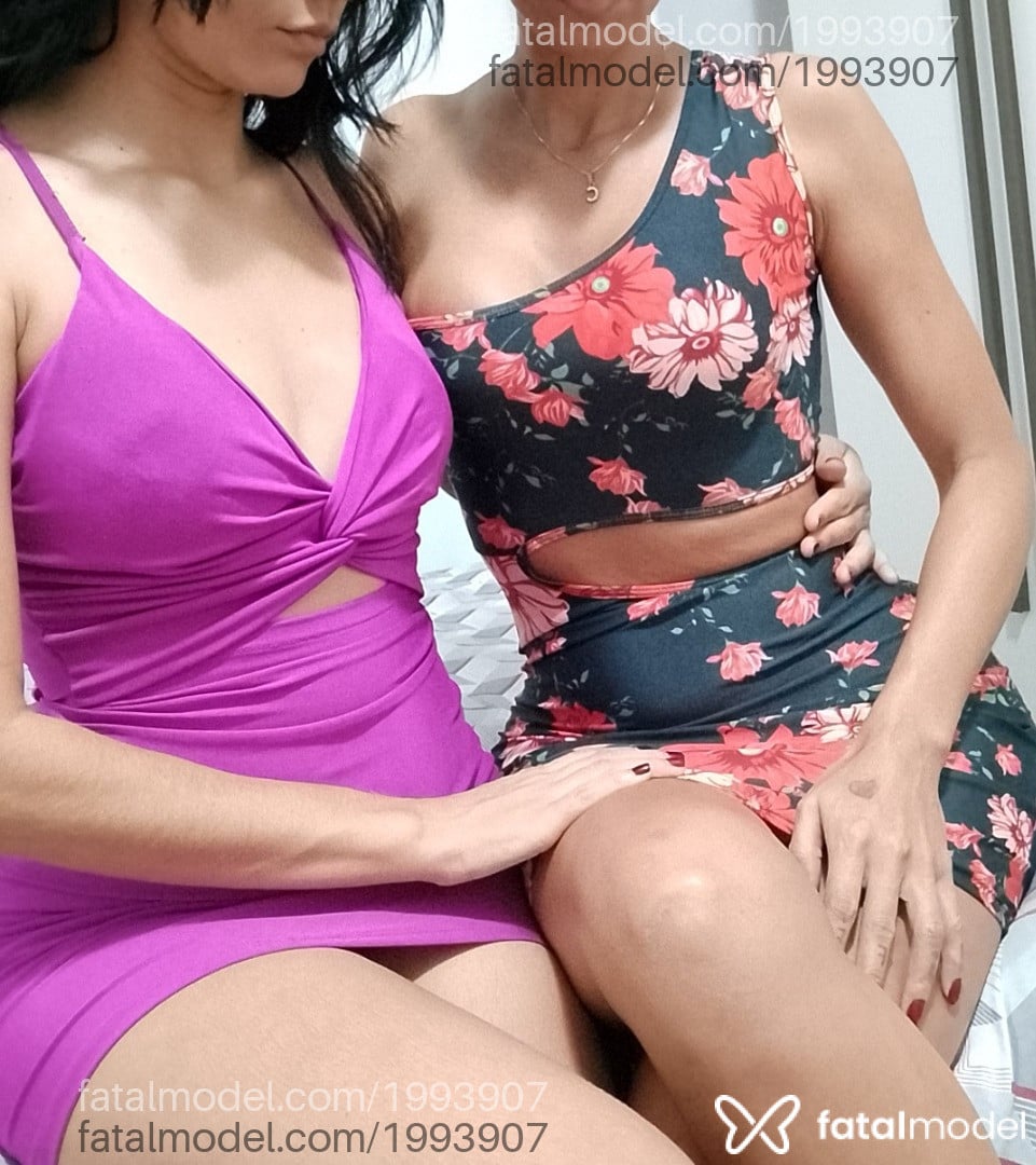 Acompanhante mulher com cabelo castanho de olhos castanhos em Virtual - Casalpimentinhabc