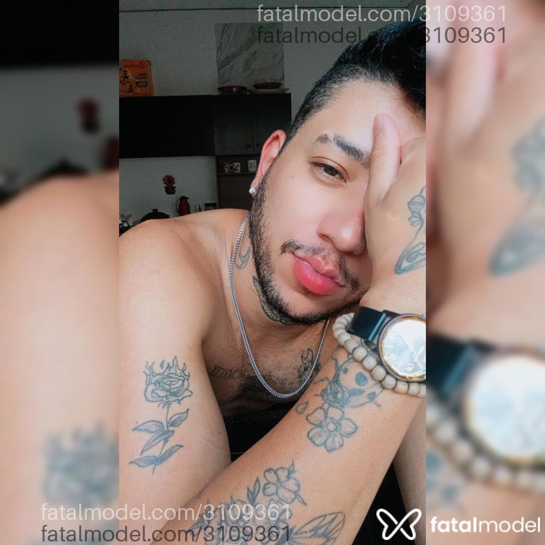Acompanhante homem morena (o) de olhos pretos em Sorocaba Acompanhante homem morena (o) de olhos pretos em Sorocaba - Christian Lucco