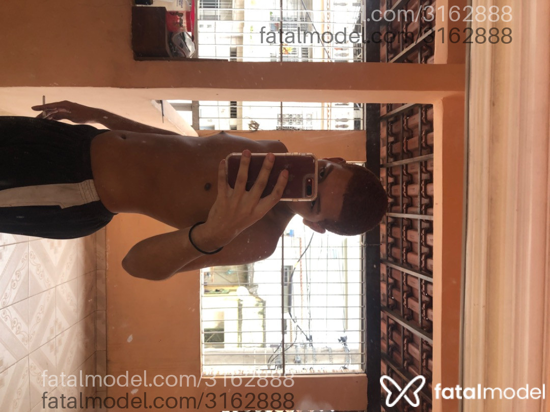 Acompanhante homem com cabelo castanho de olhos castanhos em Duque de Caxias - Kauan