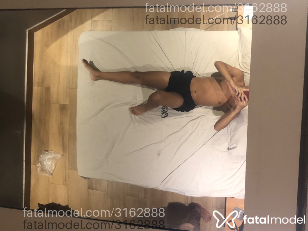 Acompanhante homem com cabelo castanho de olhos castanhos em Duque de Caxias - Kauan