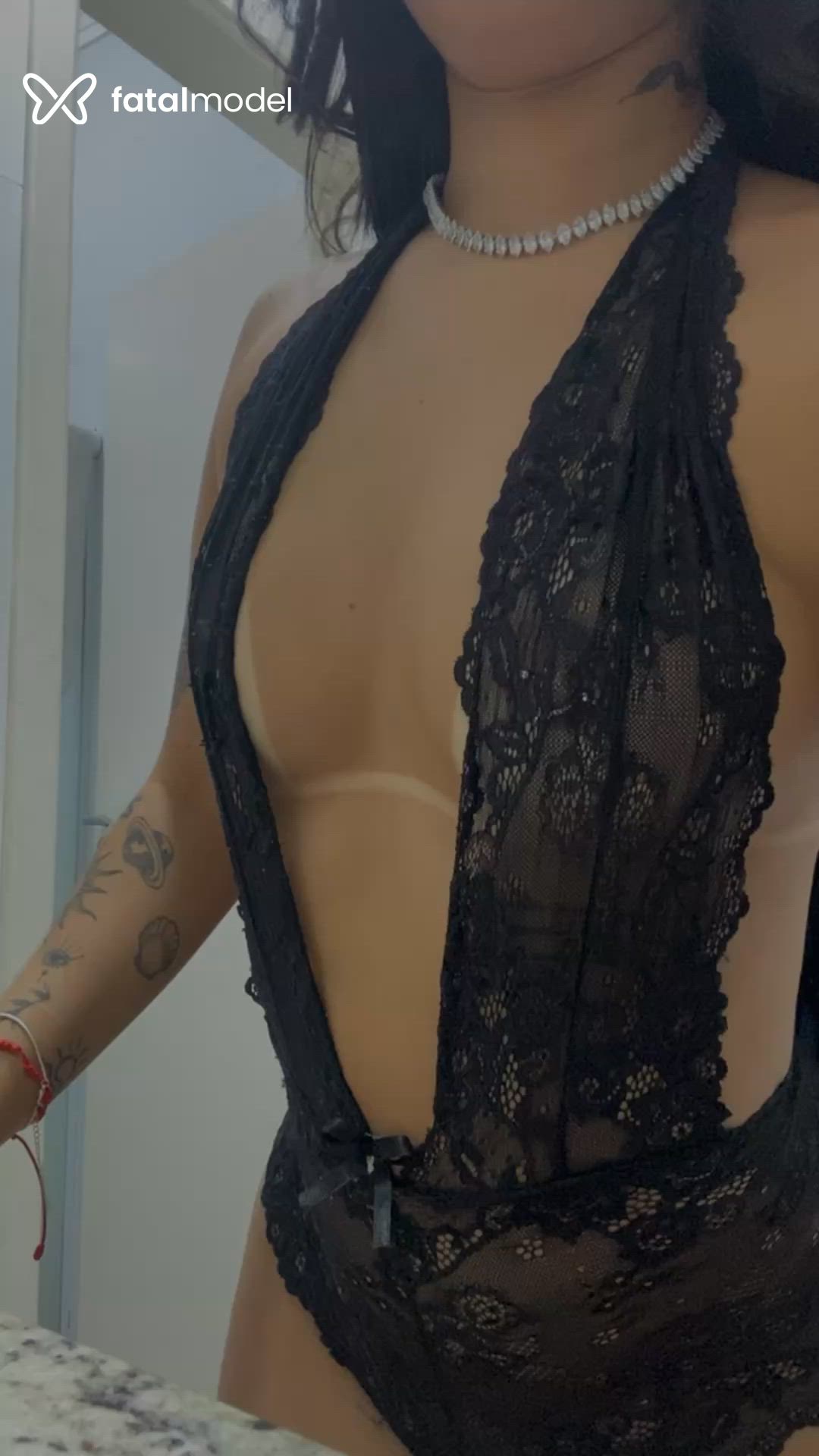 Acompanhante mulher morena (o) de olhos castanhos em Uberlândia Acompanhante mulher morena (o) de olhos castanhos em Uberlândia - Lhara