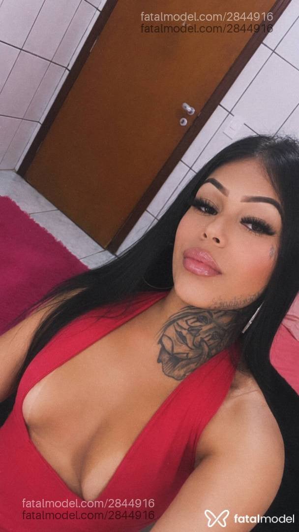 Acompanhante mulher morena (o) de olhos castanhos - Layla Borges
