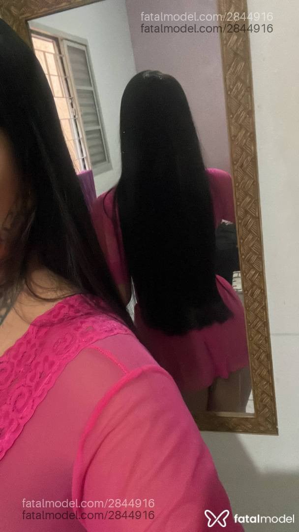 Acompanhante mulher morena (o) de olhos castanhos - Layla Borges