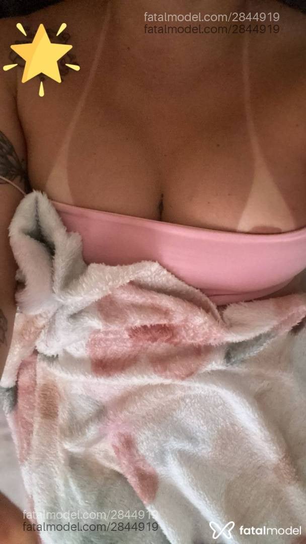 Acompanhante mulher com cabelo castanho de olhos castanhos em Campina Grande - Suzanne