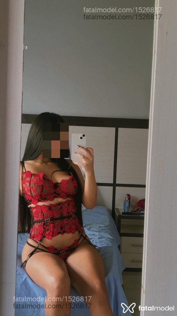 Acompanhante mulher morena (o) de olhos castanhos - Fernanda Alencar Acompanhante mulher morena (o) de olhos castanhos - Fernanda Alencar