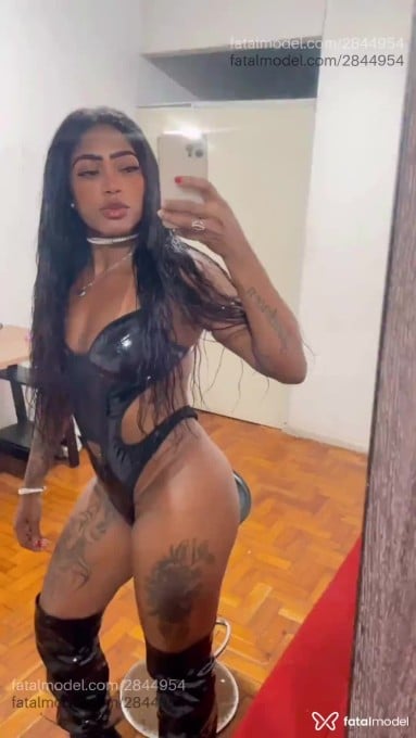 Acompanhante mulher com cabelo castanho de olhos castanhos em Rio de Janeiro - Kayla