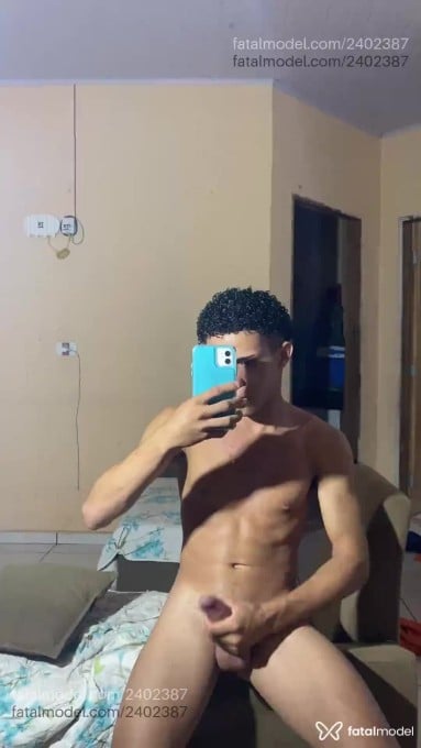 Acompanhante homem ruiva (o) de olhos castanhos em Imperatriz - Duduh