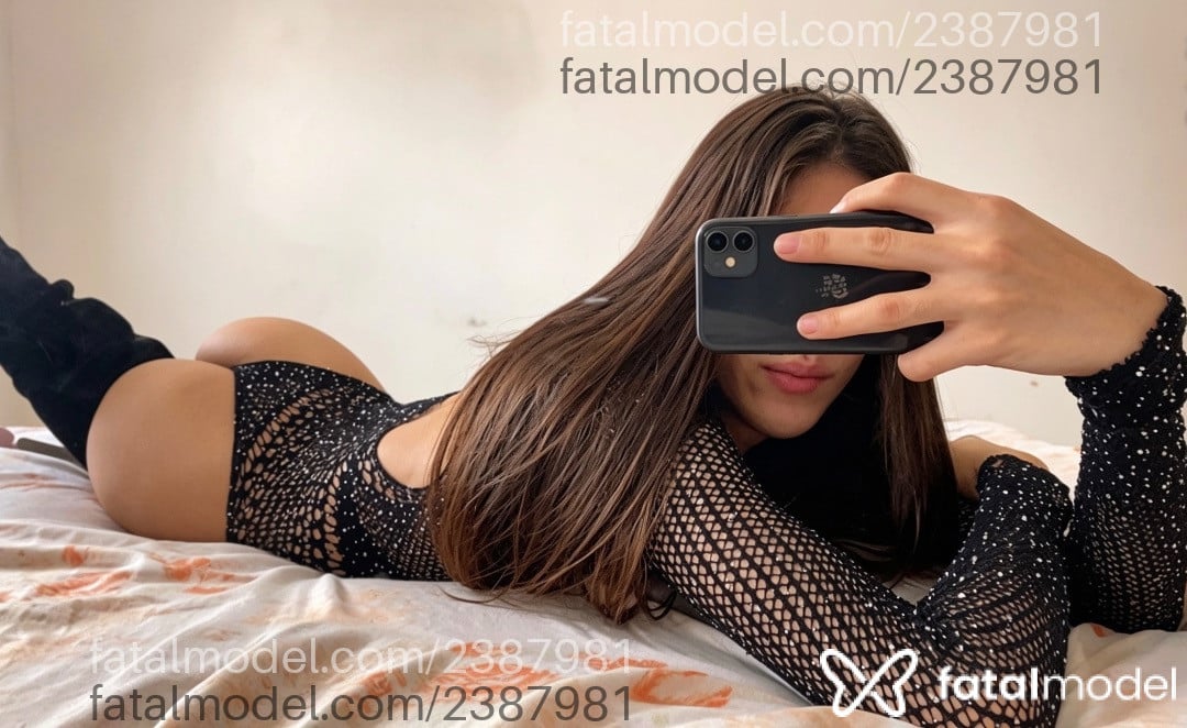 Acompanhante mulher trans com cabelo castanho de olhos castanhos em Campina Grande - Ranny