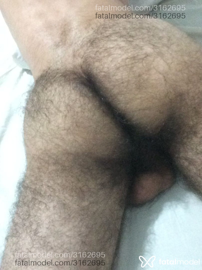 Acompanhante homem com cabelo castanho de olhos castanhos em Maringá - Alec